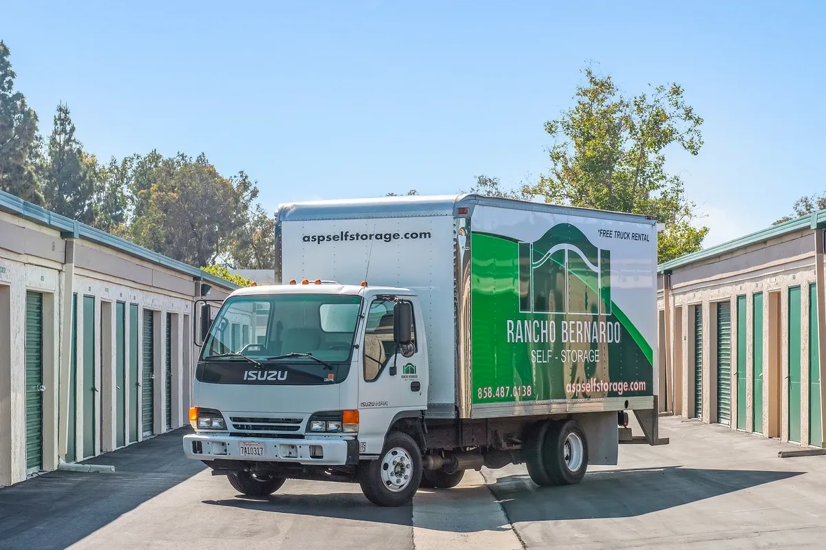 Facility Photo with Moving truck
